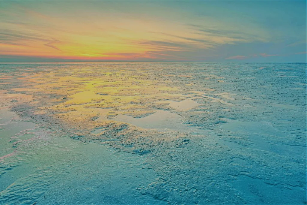 When the chilly winds of winter sweep across the northern landscapes, a unique and thrilling outdoor activity comes to life – Leech Lake ice fishing. 